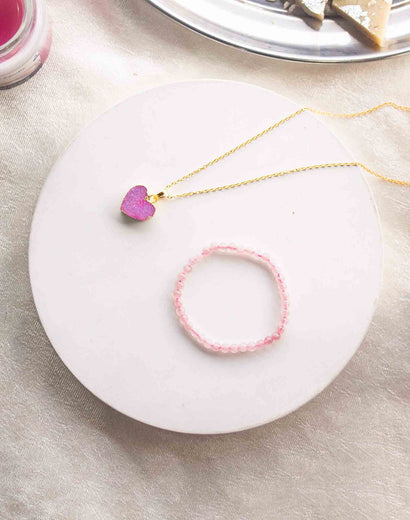 rose quarz and pink druzy pendant hamper for sister
