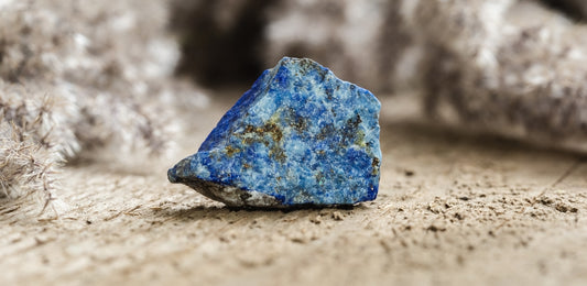 Sodalite Meaning, Benefits, and Properties