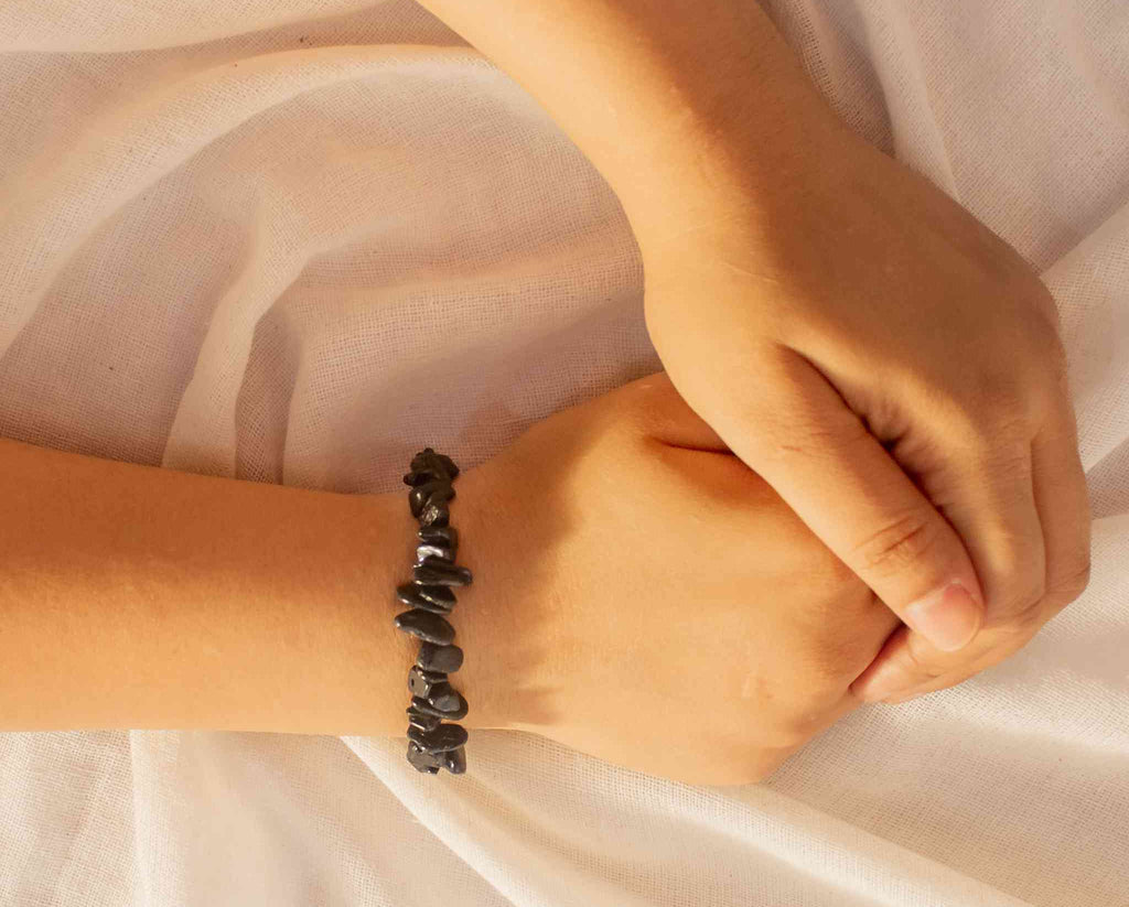 tourmaline chip bracelet