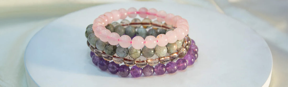 crystals for anxiety and panic attacks bracelet banner image