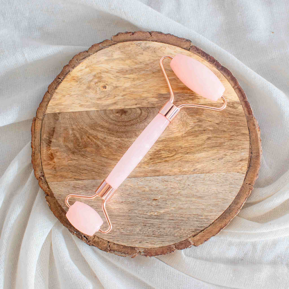 rose quartz face roller