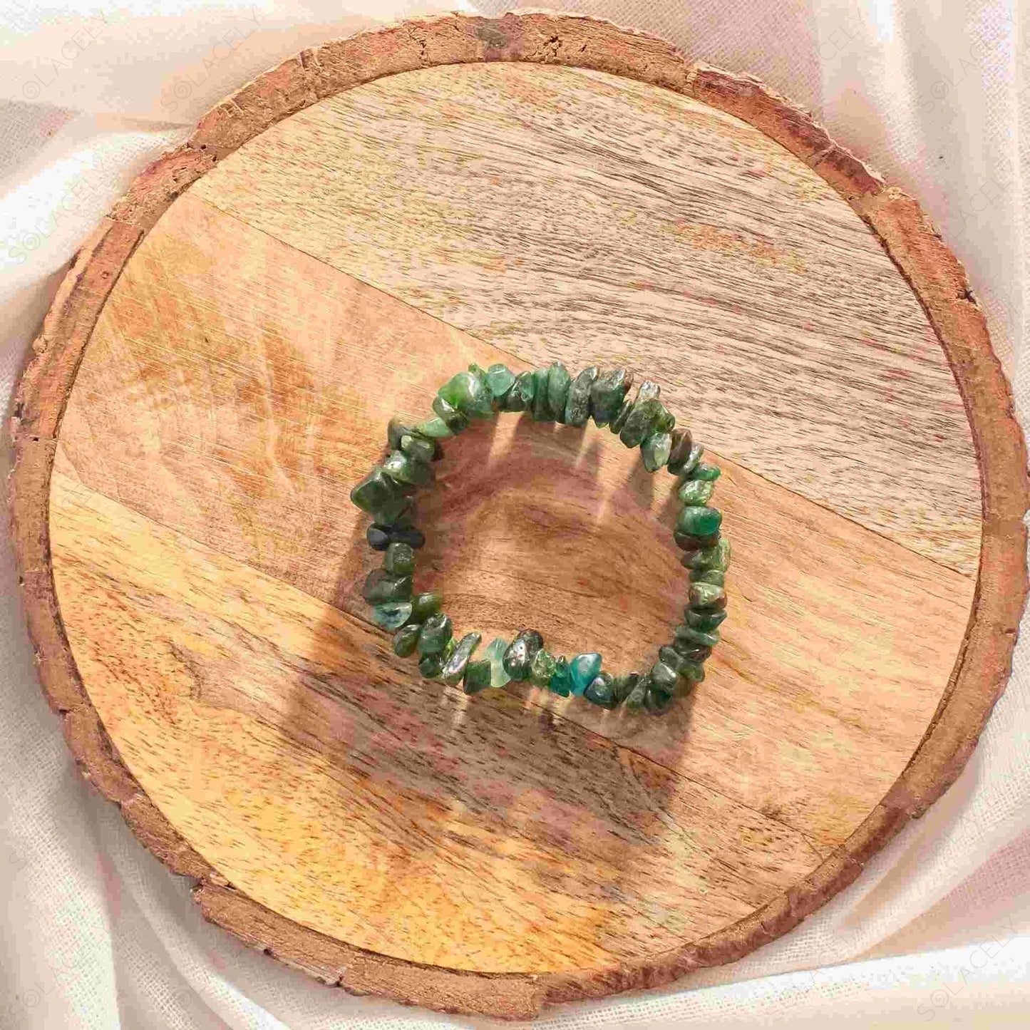 green jade chip crystal bracelet