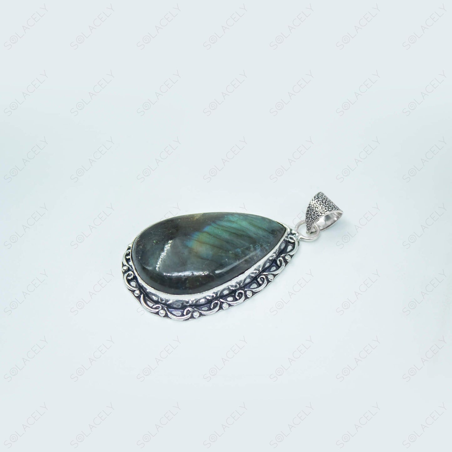 labradorite crystal