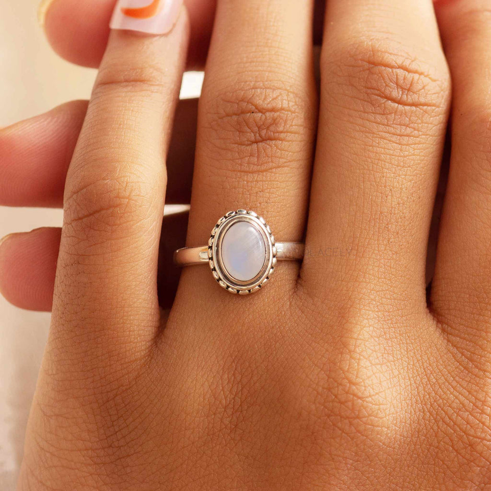 moonstone sterling silver ring oval