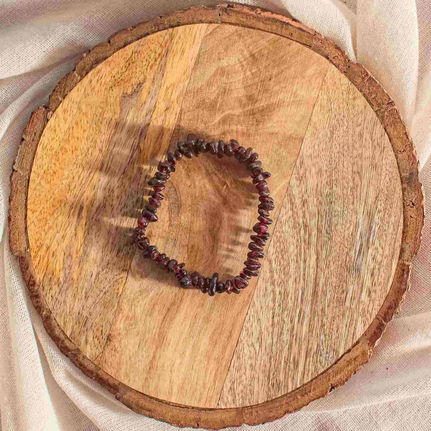 red garnet crystal chip bracelet