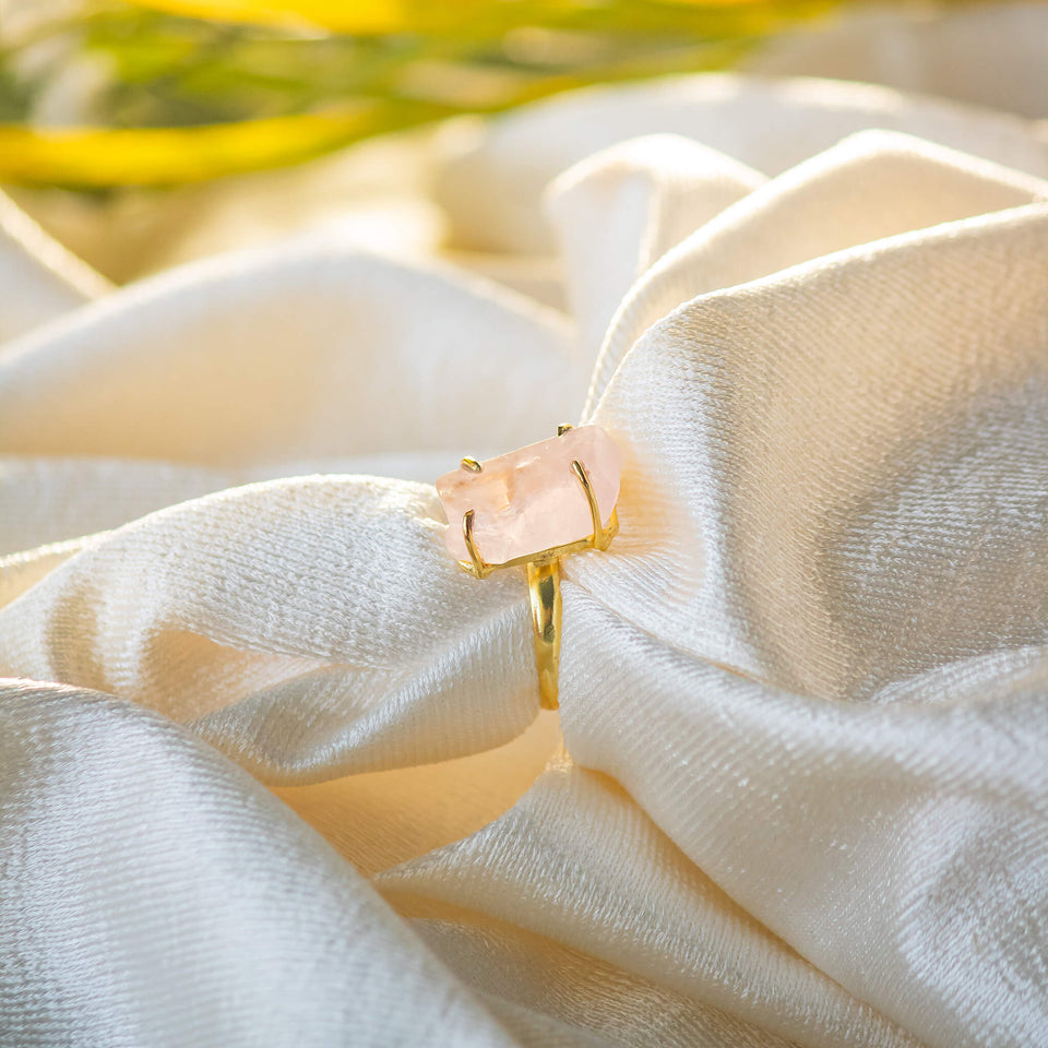 rose quartz ring silver