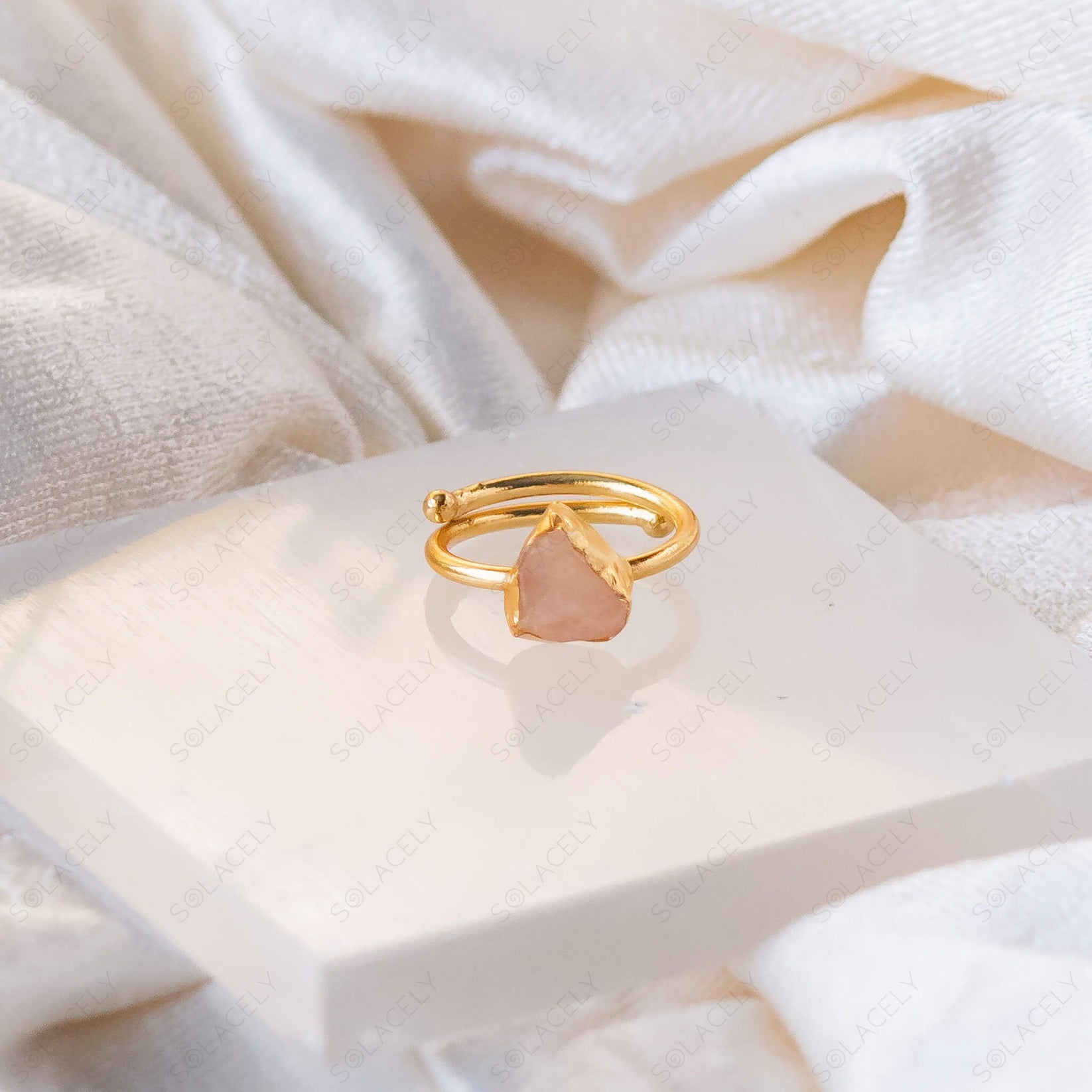 •ROSE QUARTZ - LEAF HUG• adjustable silver ring