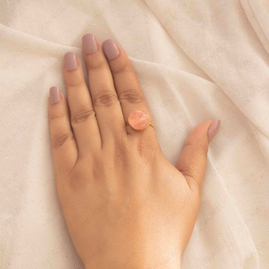 round adjustable rose quartz ring