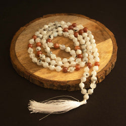 sunstone & moonstone japmala 8mm with one gurur bead