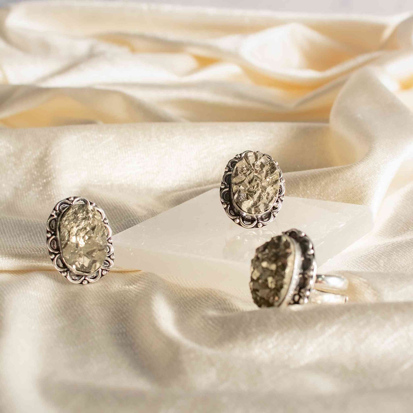 crystal pyrite ring online 
